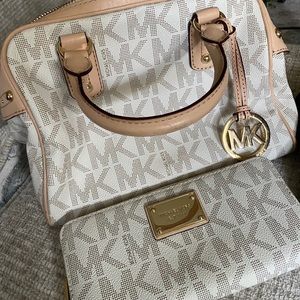 Michael Kors bag and wallet